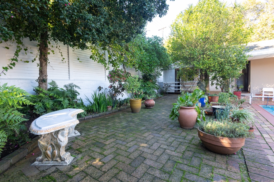 4 Bedroom Property for Sale in Kenridge Heights Western Cape